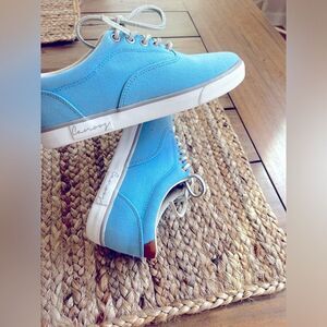 CANOOS Blue Canvas GOLF Sneakers;Size 7; Brand New!